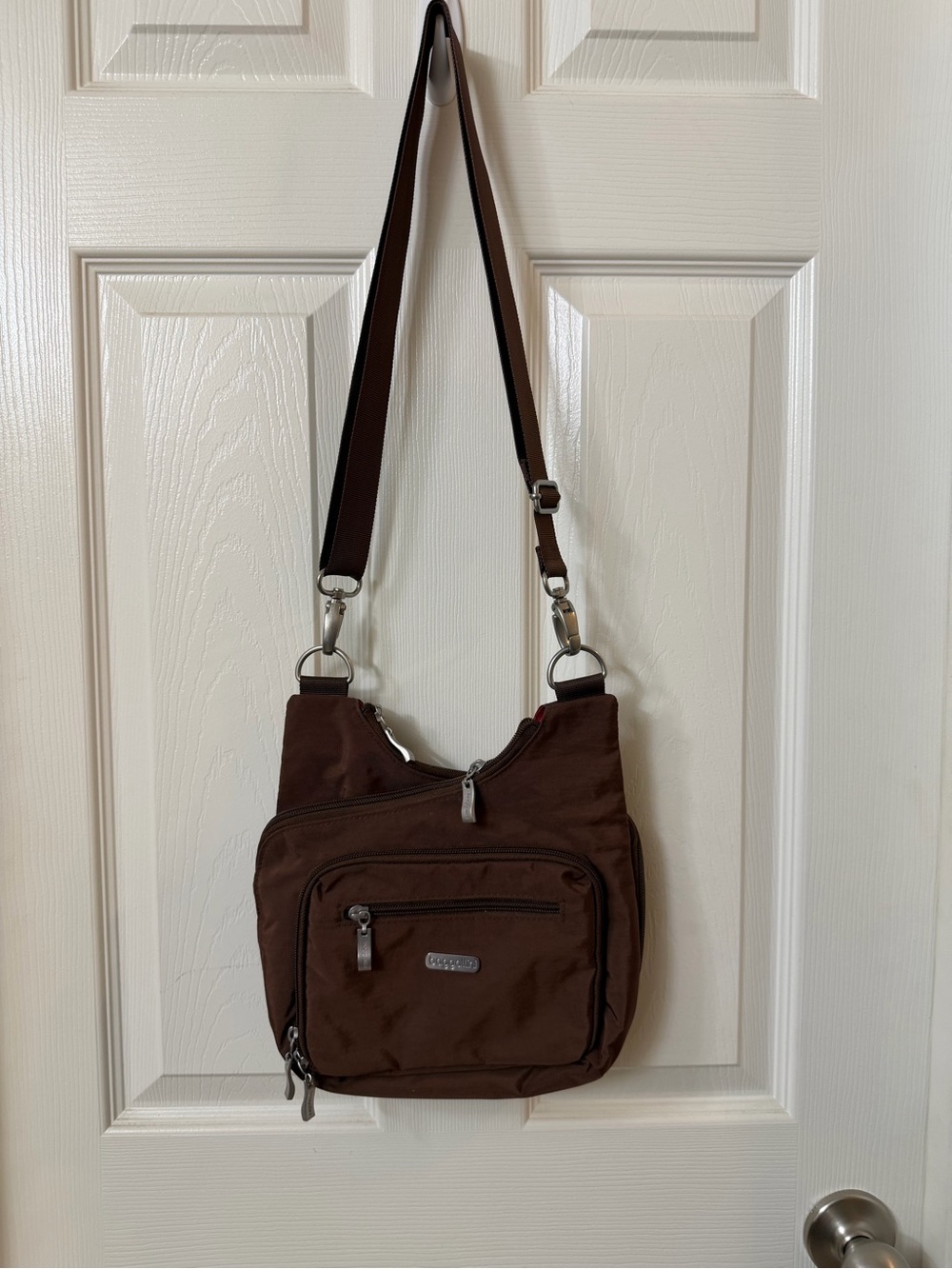 Baggallini Chocolate Brown Crossbody Messenger Bag